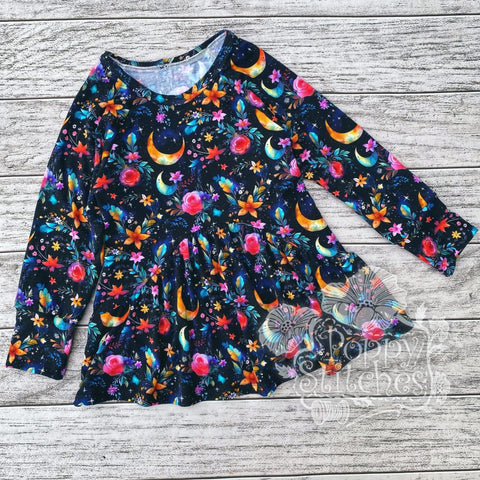 Night Moon Floral, Size 3T